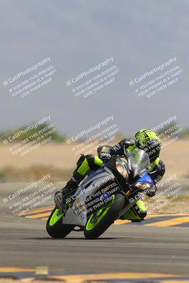 media/Sep-30-2023-SoCal Trackdays (Sat) [[636657bffb]]/Turn 15 (1120am)/